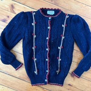 Skyr Shetland wool navy embroidered cardigan vintage xs
